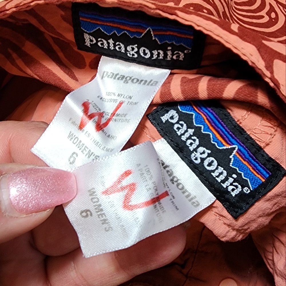 Patagonia Button Out Boardie Shorts Wrap‎ Skirt Size 6 Coral Red - Picture 2 of 16
